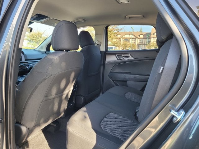 2027 Kia Sportage Hybrid LX