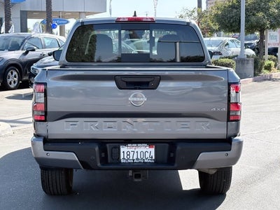 2025 Nissan Frontier SV