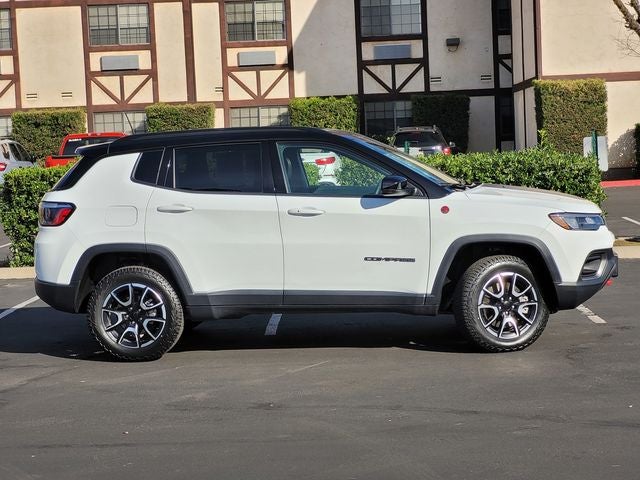 2024 Jeep Compass Trailhawk