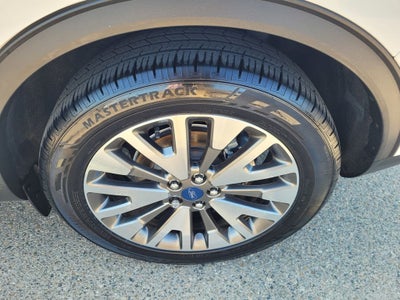 2020 Ford Escape Titanium Hybrid