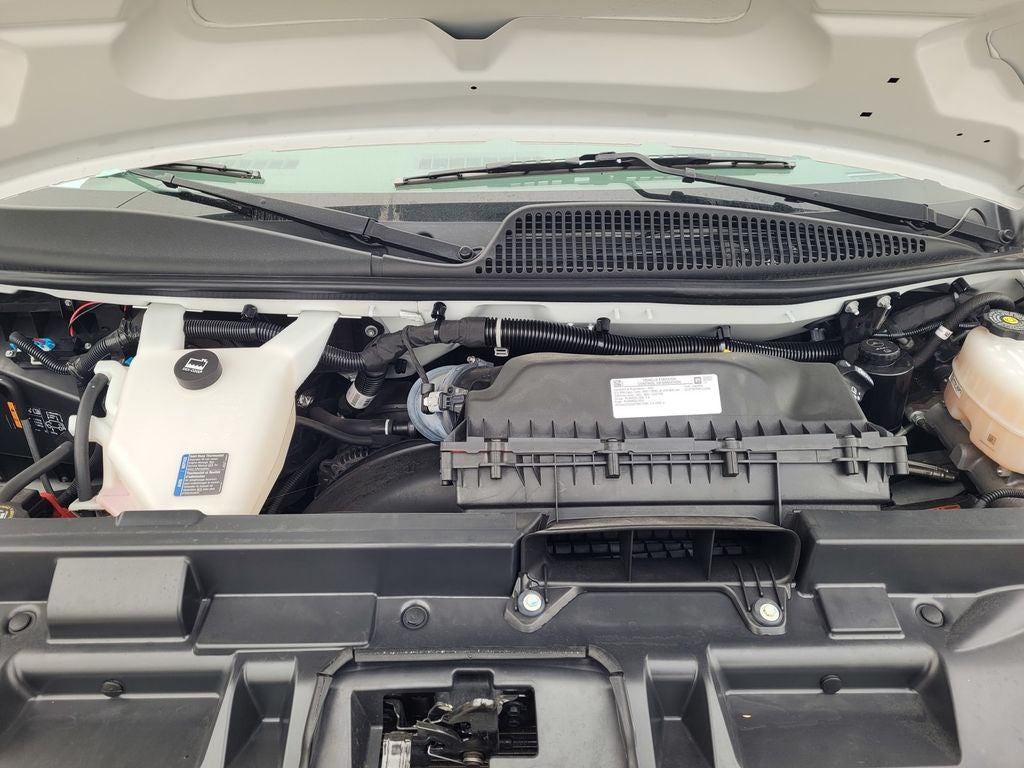 2023 GMC Savana 3500 LS