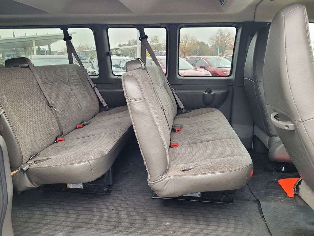 2023 GMC Savana 3500 LS