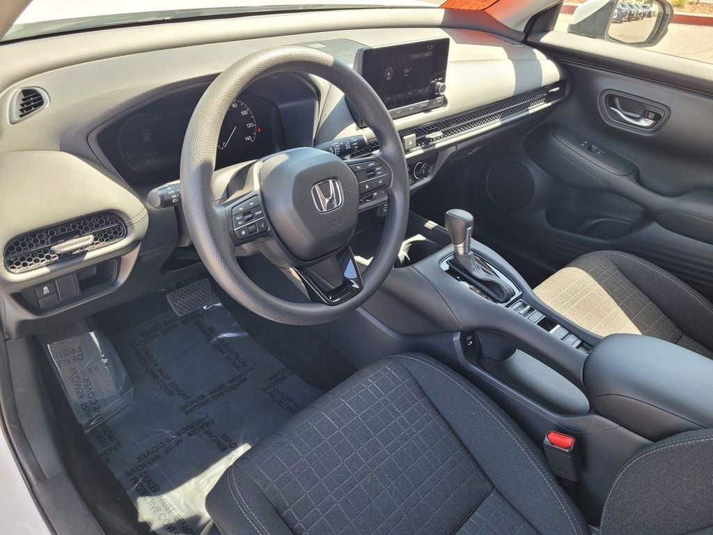 2025 Honda HR-V LX