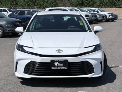 2025 Toyota Camry LE