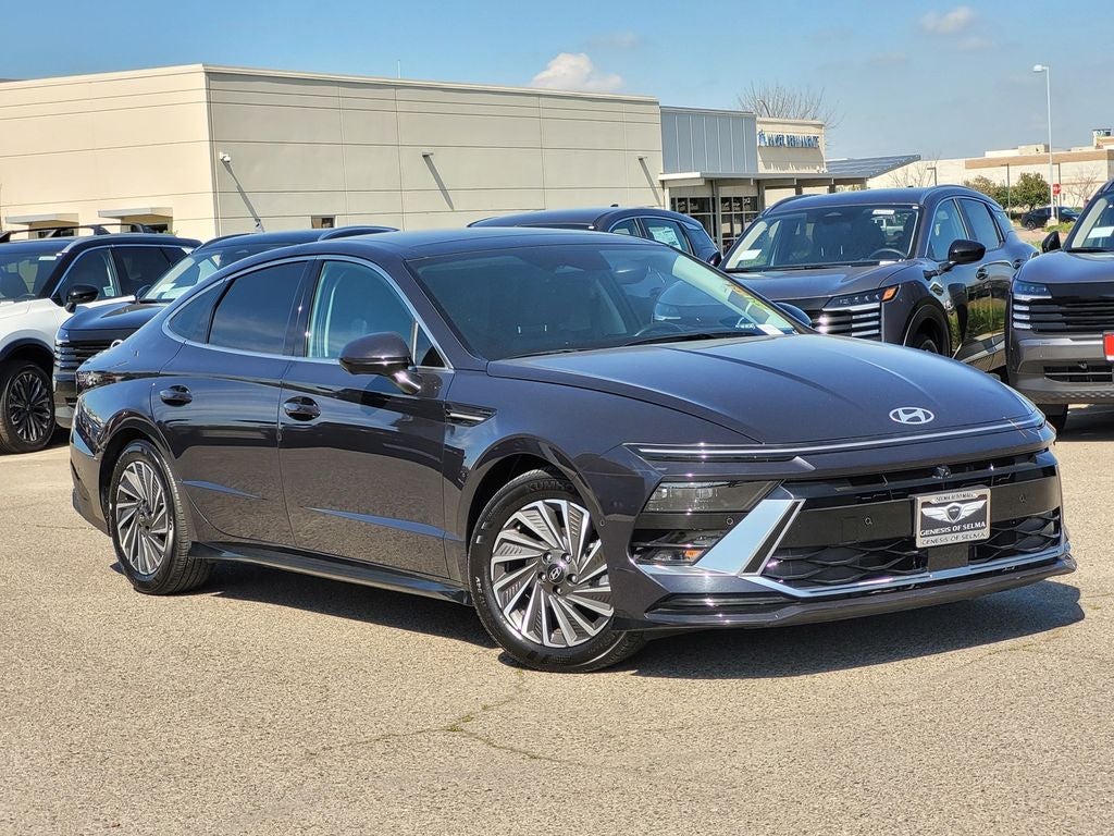 2025 Hyundai Sonata Hybrid Limited