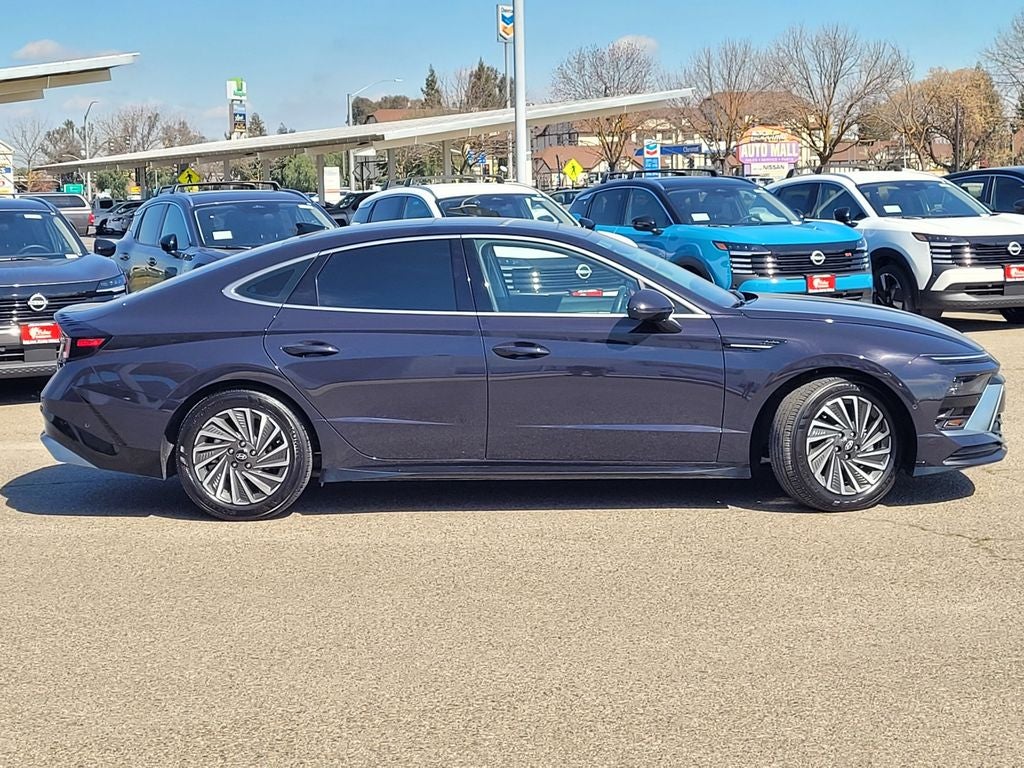 2025 Hyundai Sonata Hybrid Limited