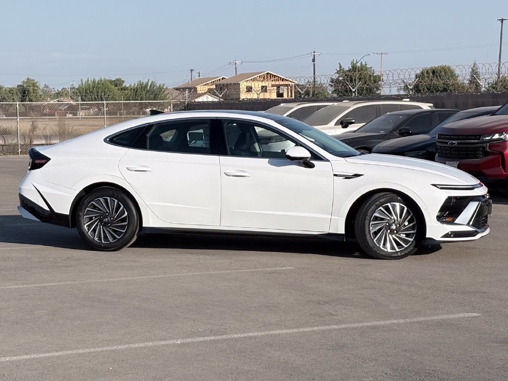 2026 Hyundai Sonata Hybrid Limited