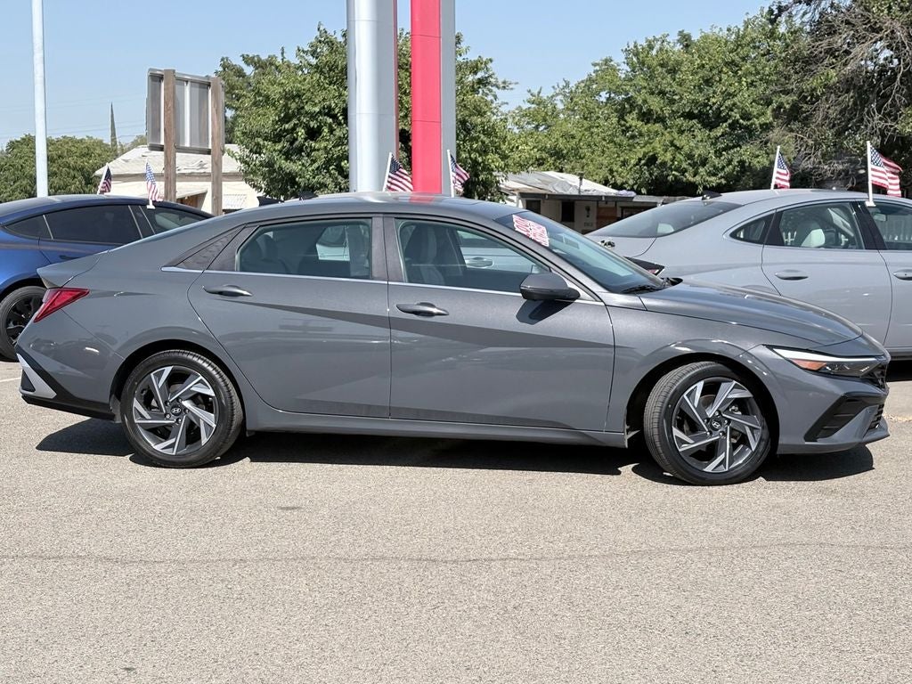 2024 Hyundai Elantra Limited