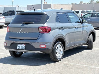 2025 Hyundai Venue SE