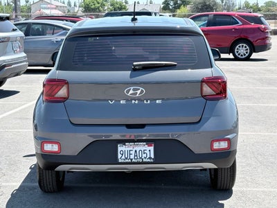 2025 Hyundai Venue SE