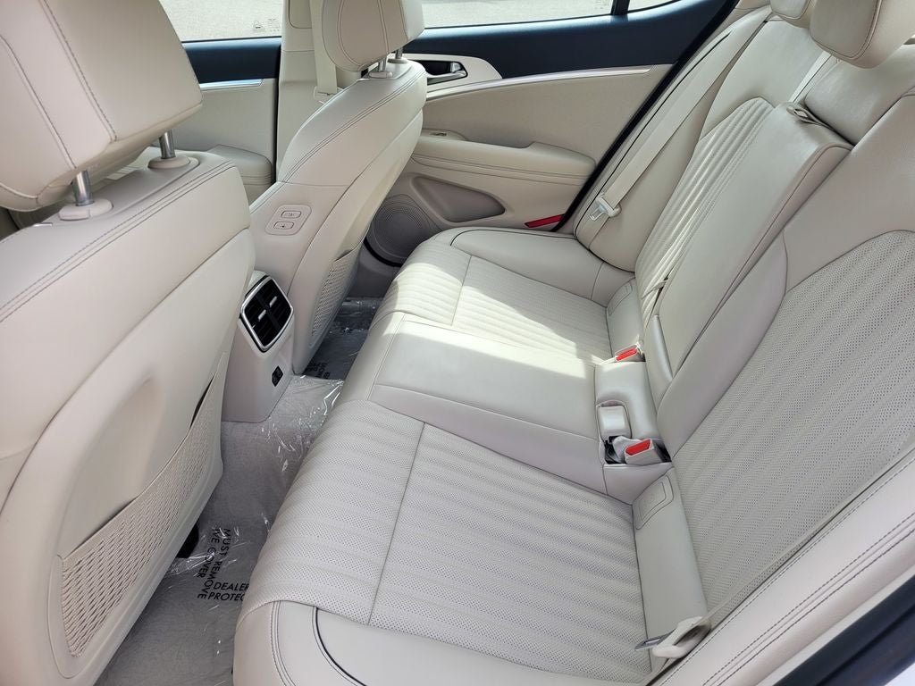 2026 Genesis G70 2.5T Prestige