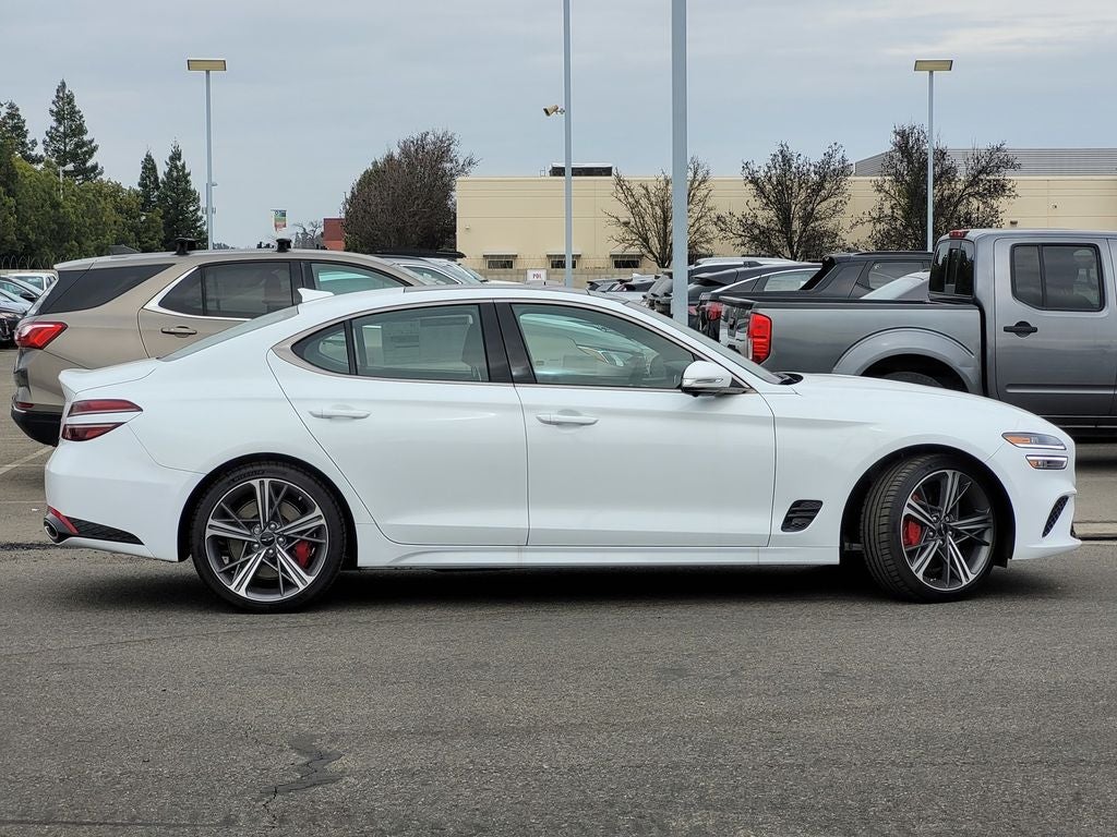 2025 Genesis G70 3.3T Sport Advanced