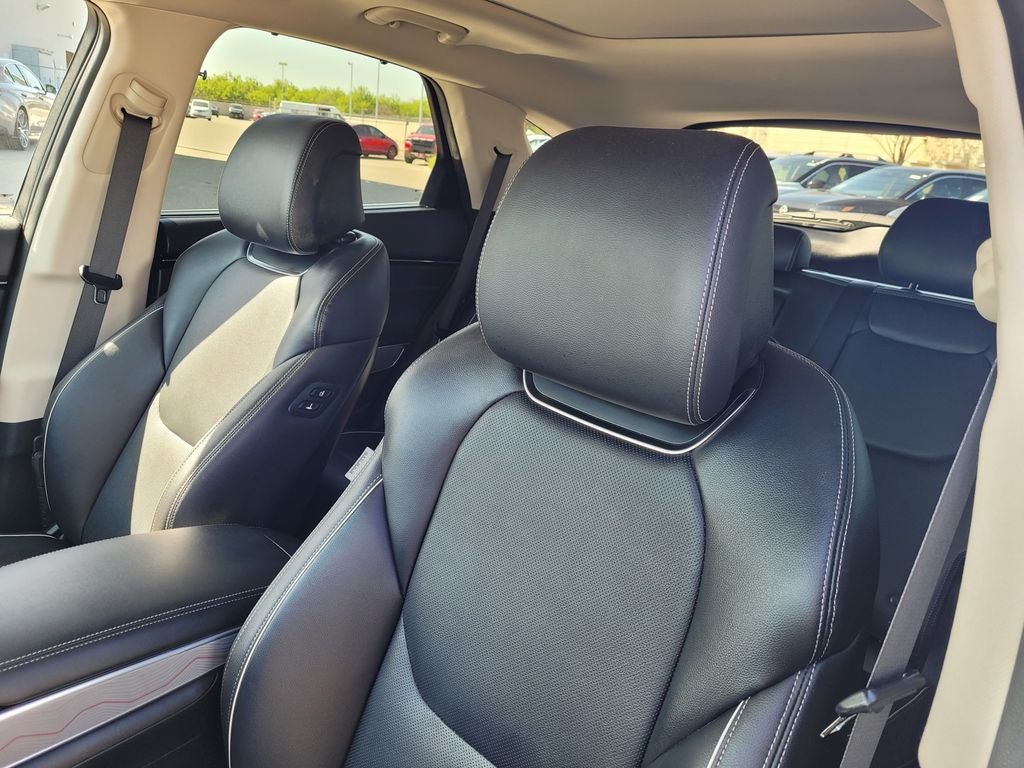 2023 Genesis GV70 2.5T