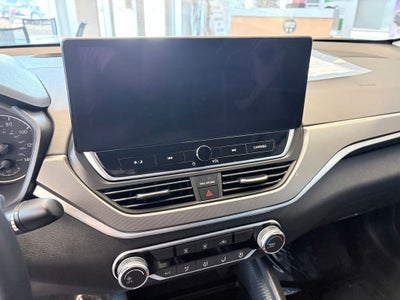 2026 Nissan Altima SR