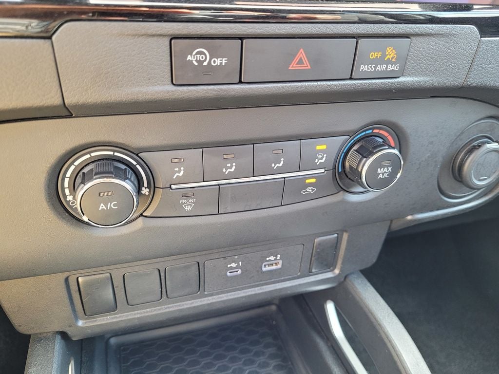 2023 Nissan Frontier SV