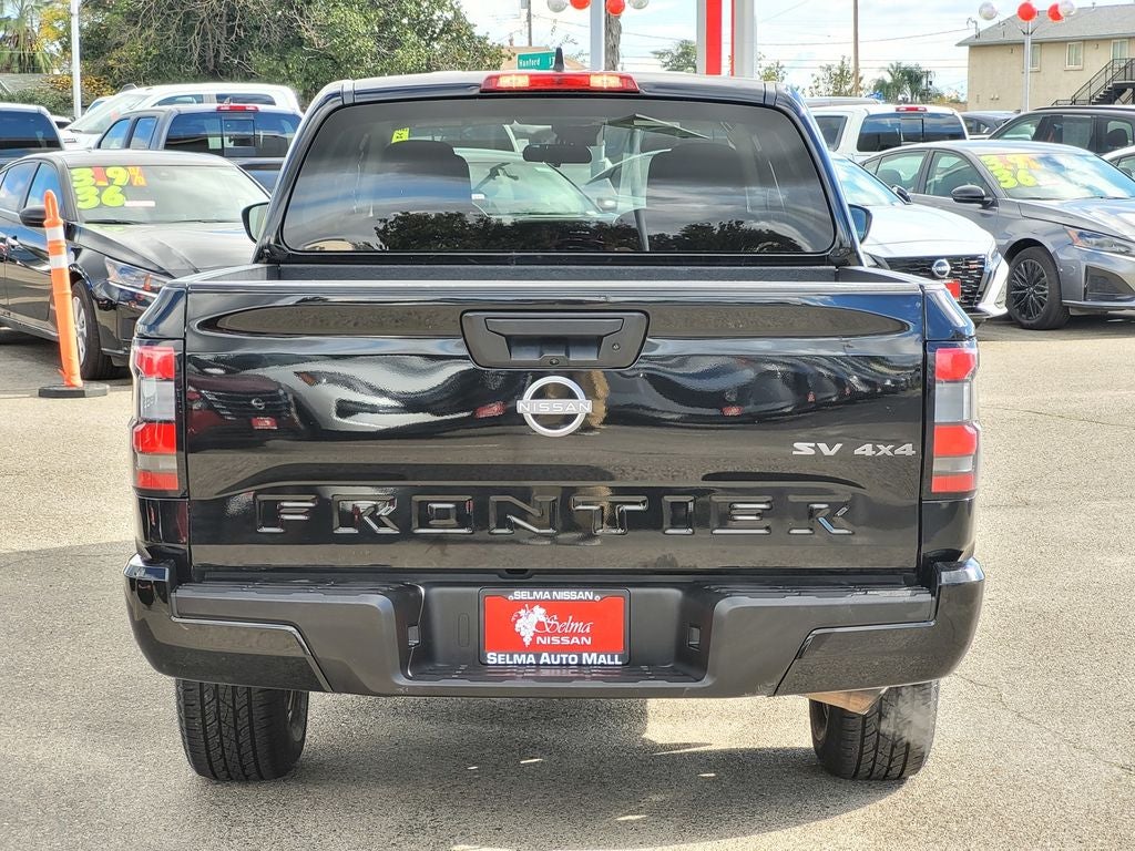 2023 Nissan Frontier SV