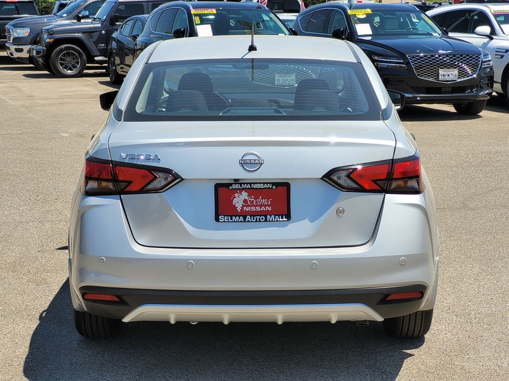 2025 Nissan Versa 1.6 S