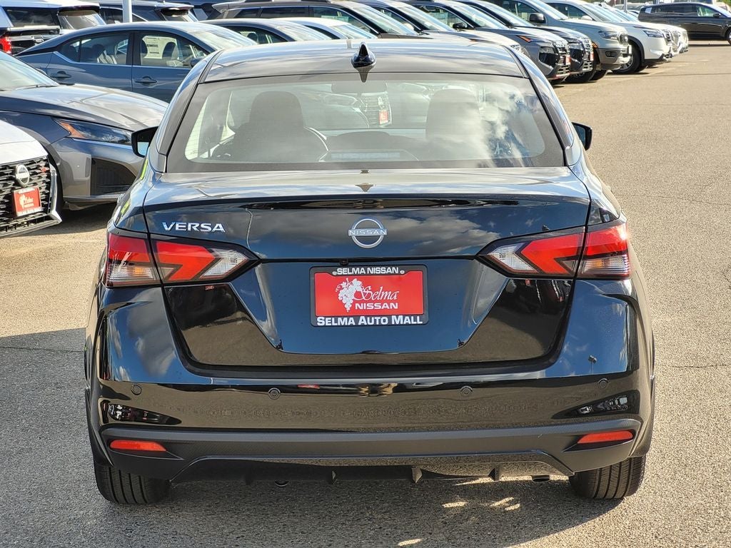 2025 Nissan Versa 1.6 SV