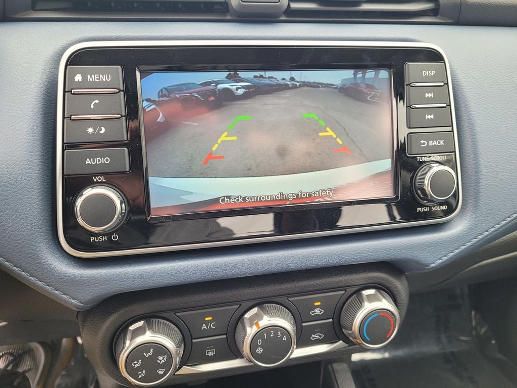 2025 Nissan Versa 1.6 SV