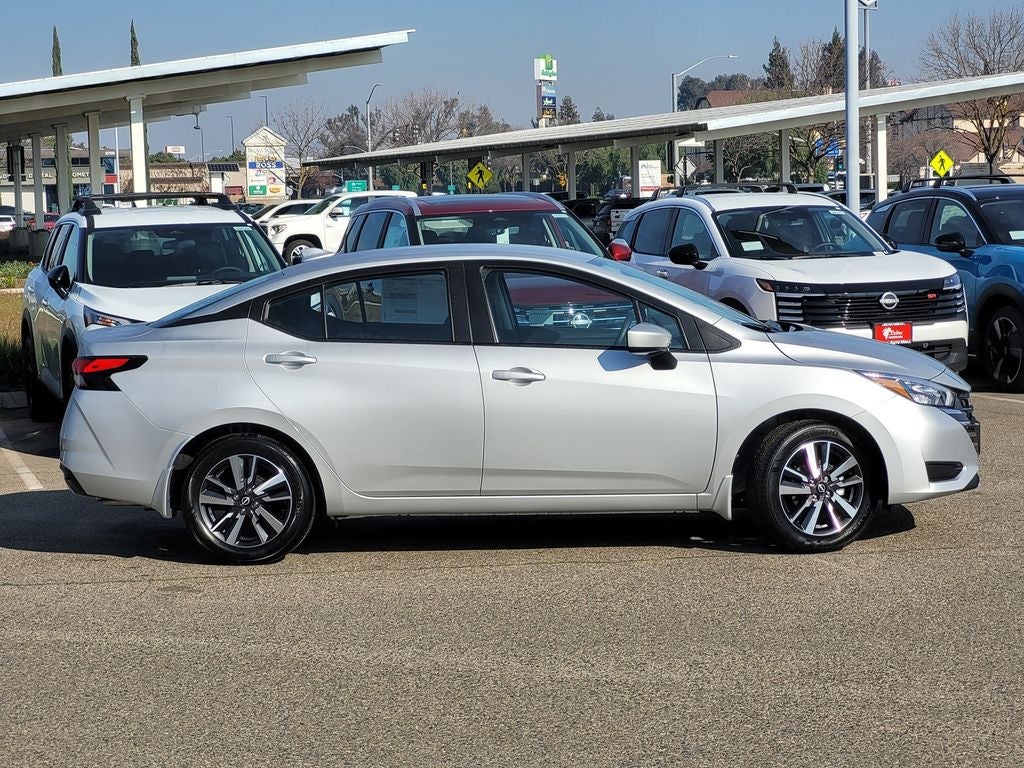 2025 Nissan Versa 1.6 SV