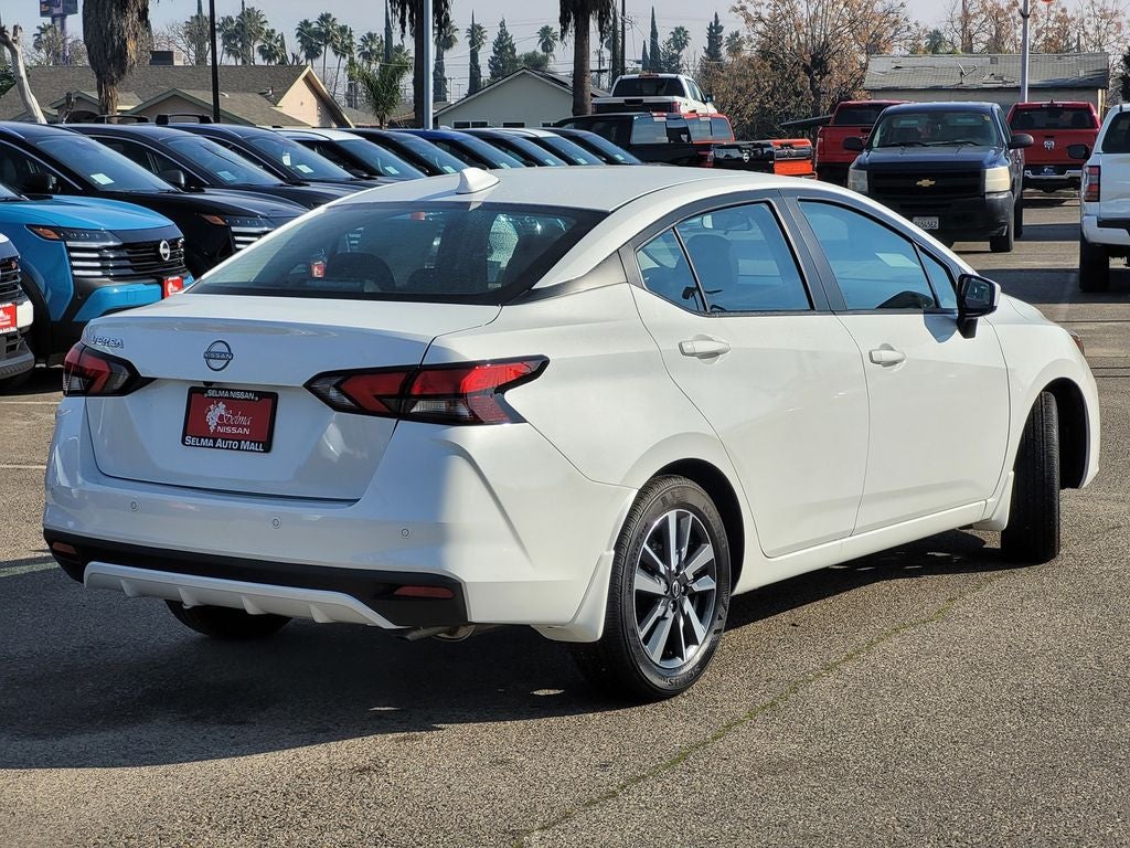 2025 Nissan Versa 1.6 SV