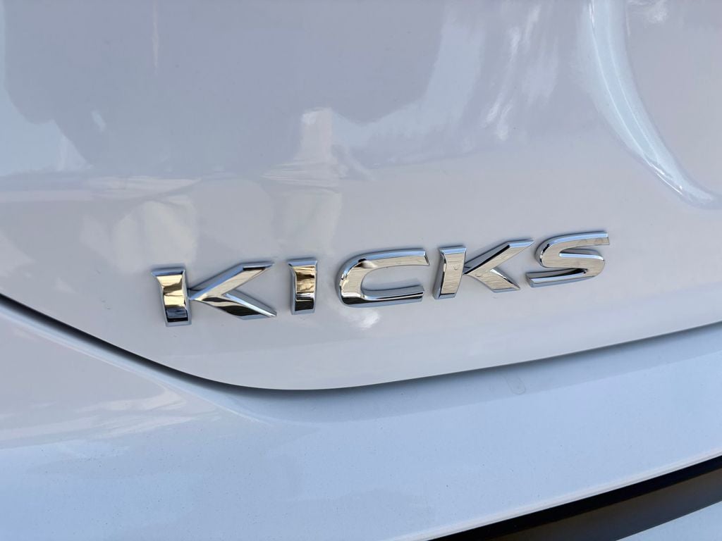 2023 Nissan Kicks S