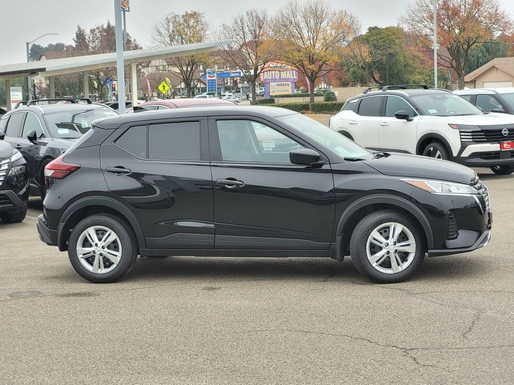 2025 Nissan Kicks Play S