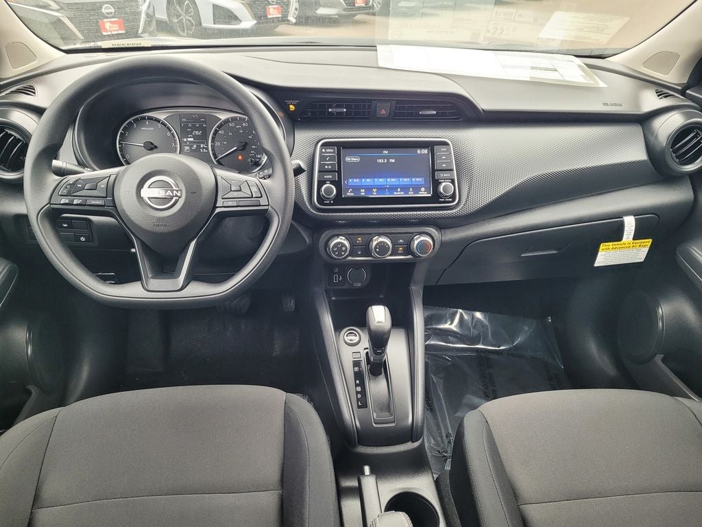 2025 Nissan Kicks Play S