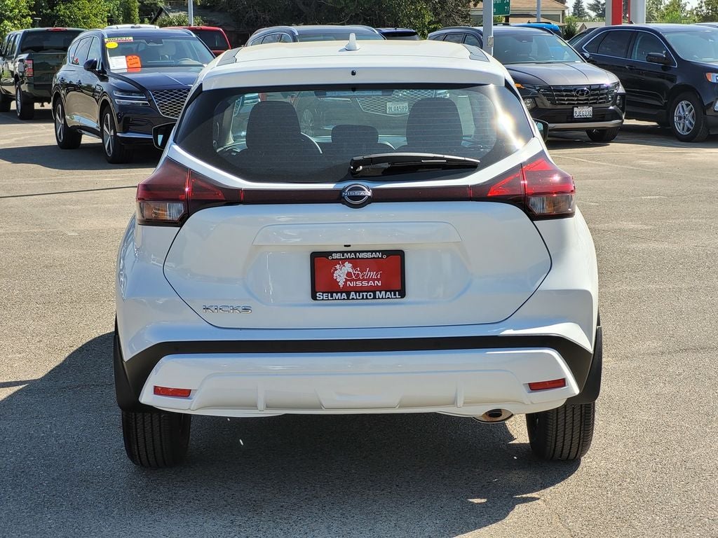2025 Nissan Kicks Play S