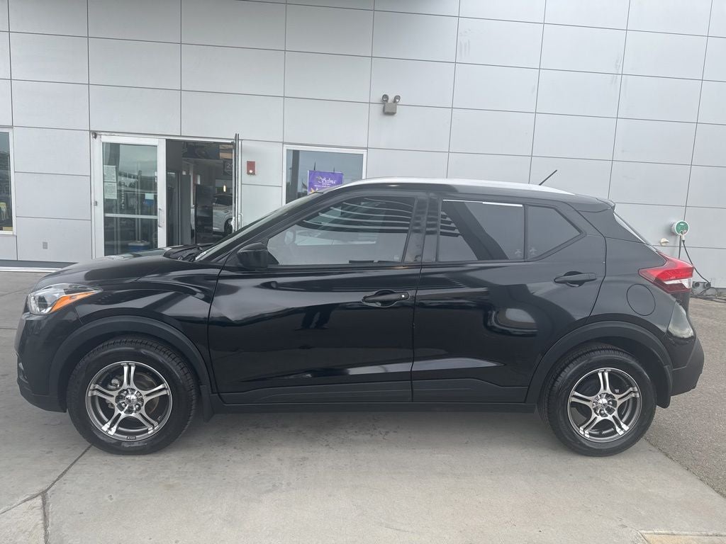 2019 Nissan Kicks S