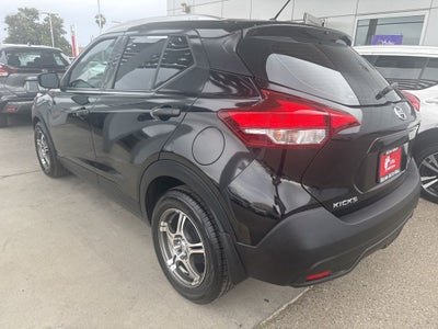 2019 Nissan Kicks S