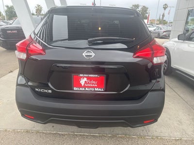 2019 Nissan Kicks S
