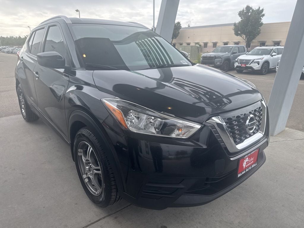 2019 Nissan Kicks S