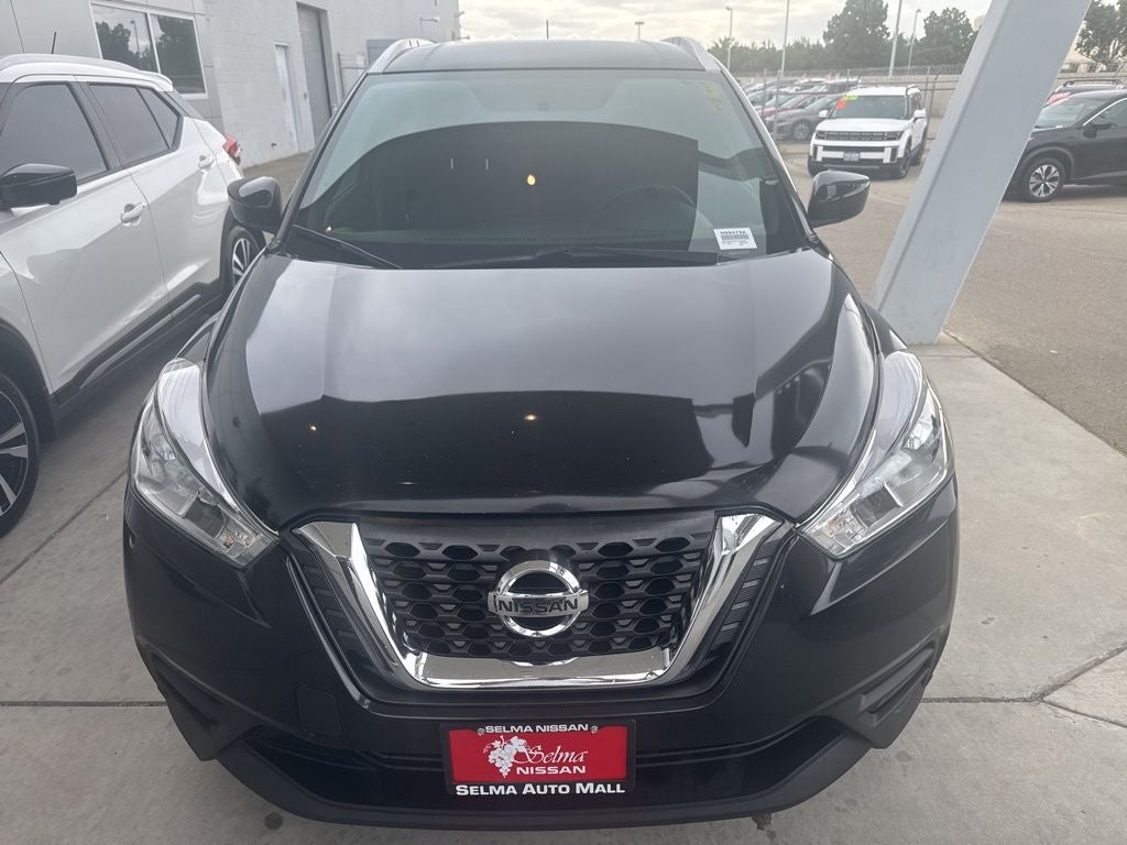 2019 Nissan Kicks S