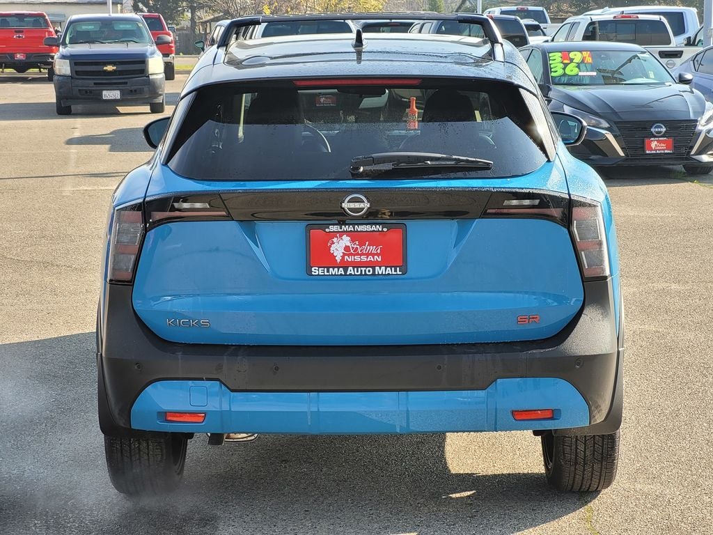 2026 Nissan Kicks SR
