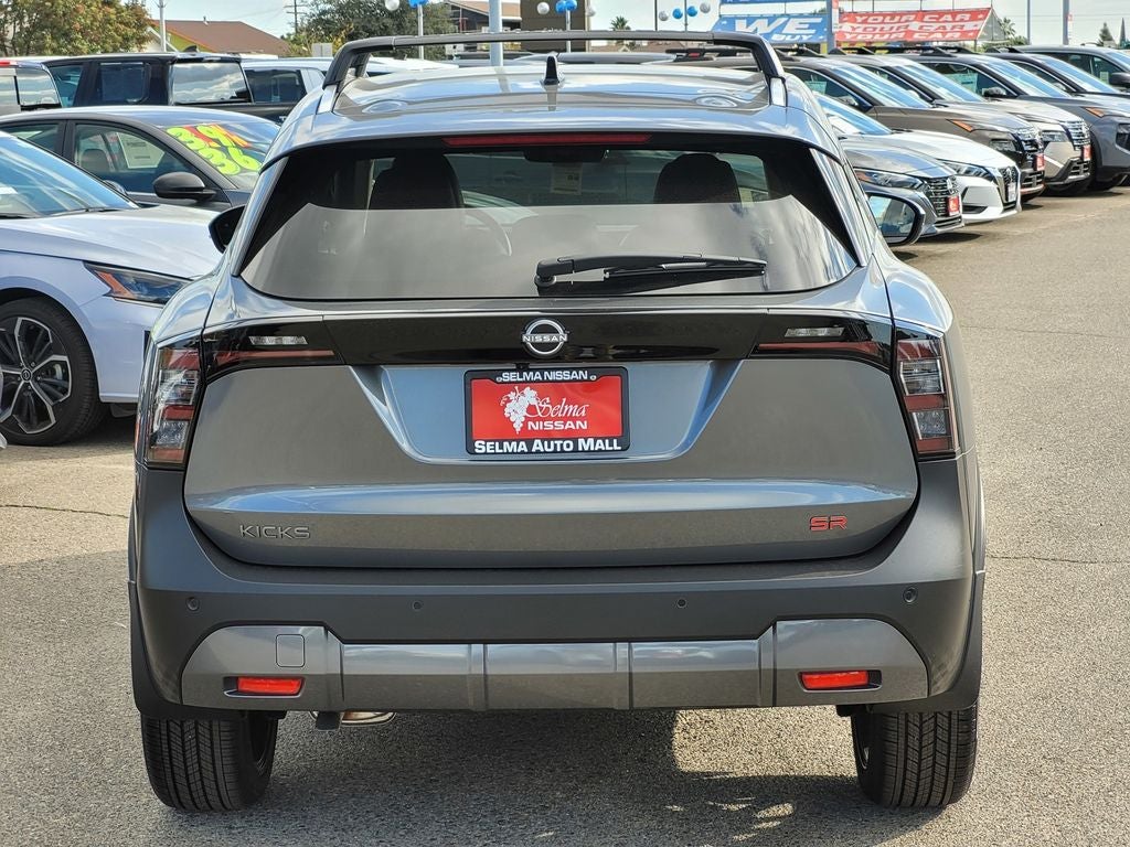 2026 Nissan Kicks SR