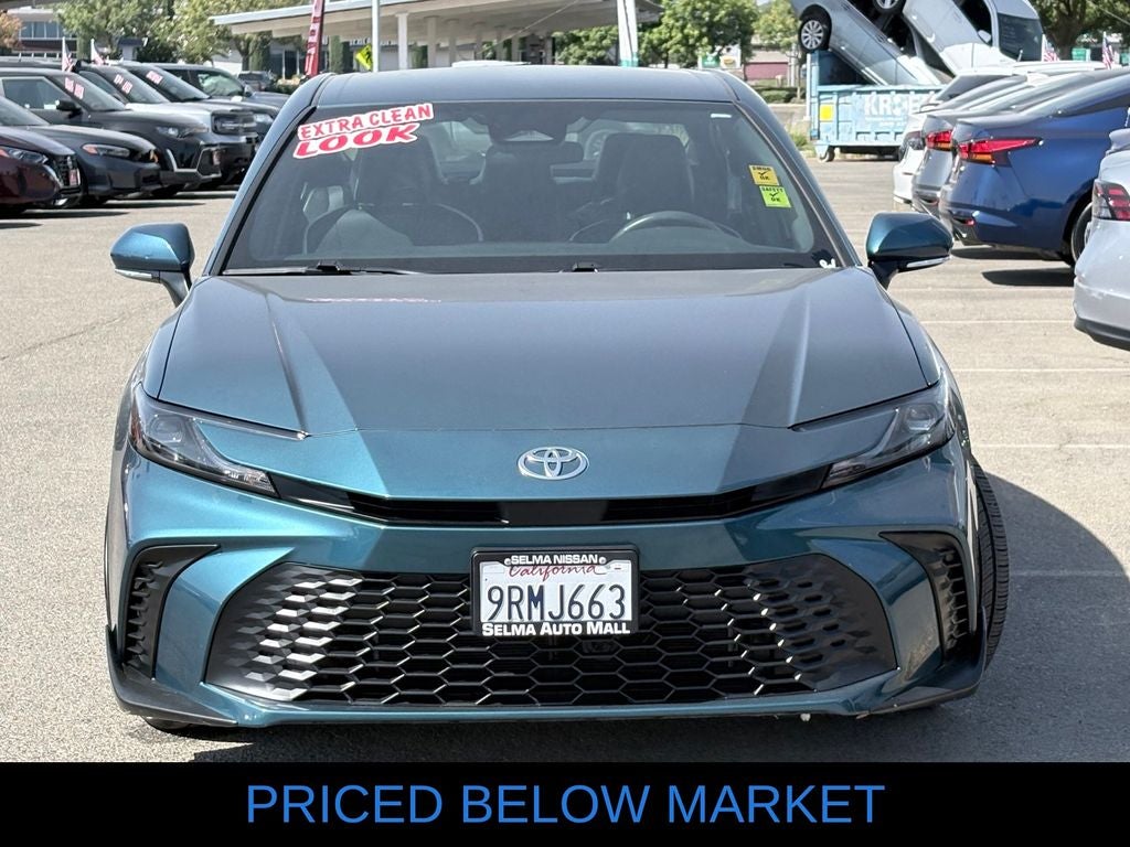 2025 Toyota Camry SE