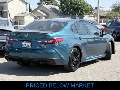 2025 Toyota Camry SE