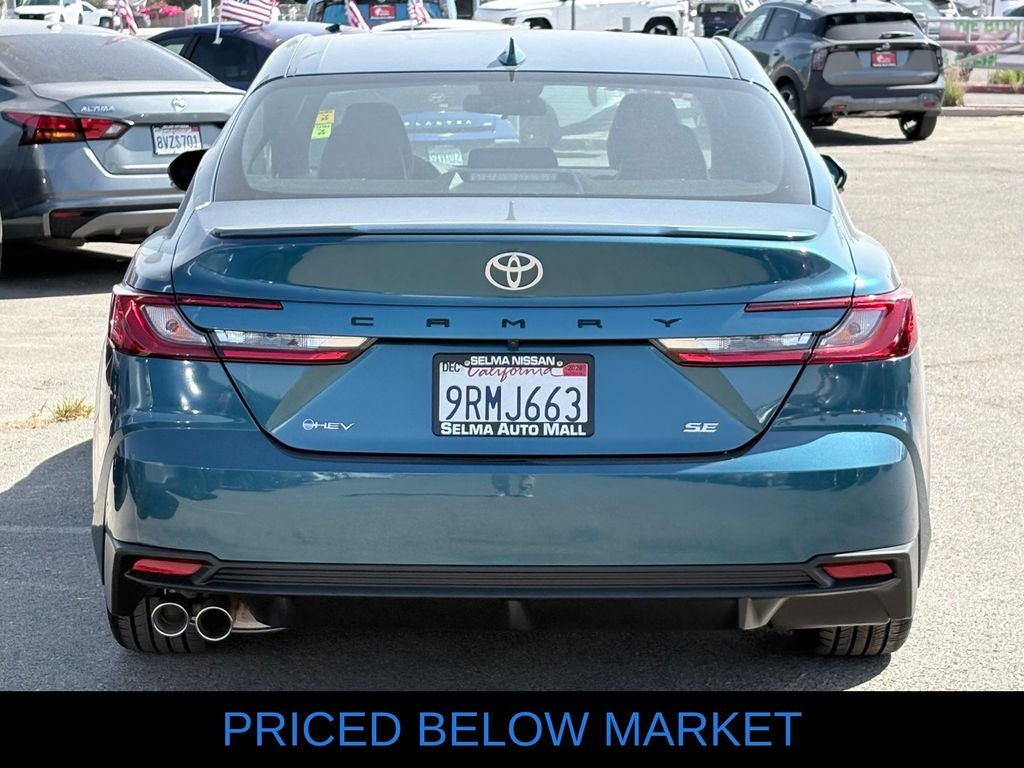 2025 Toyota Camry SE