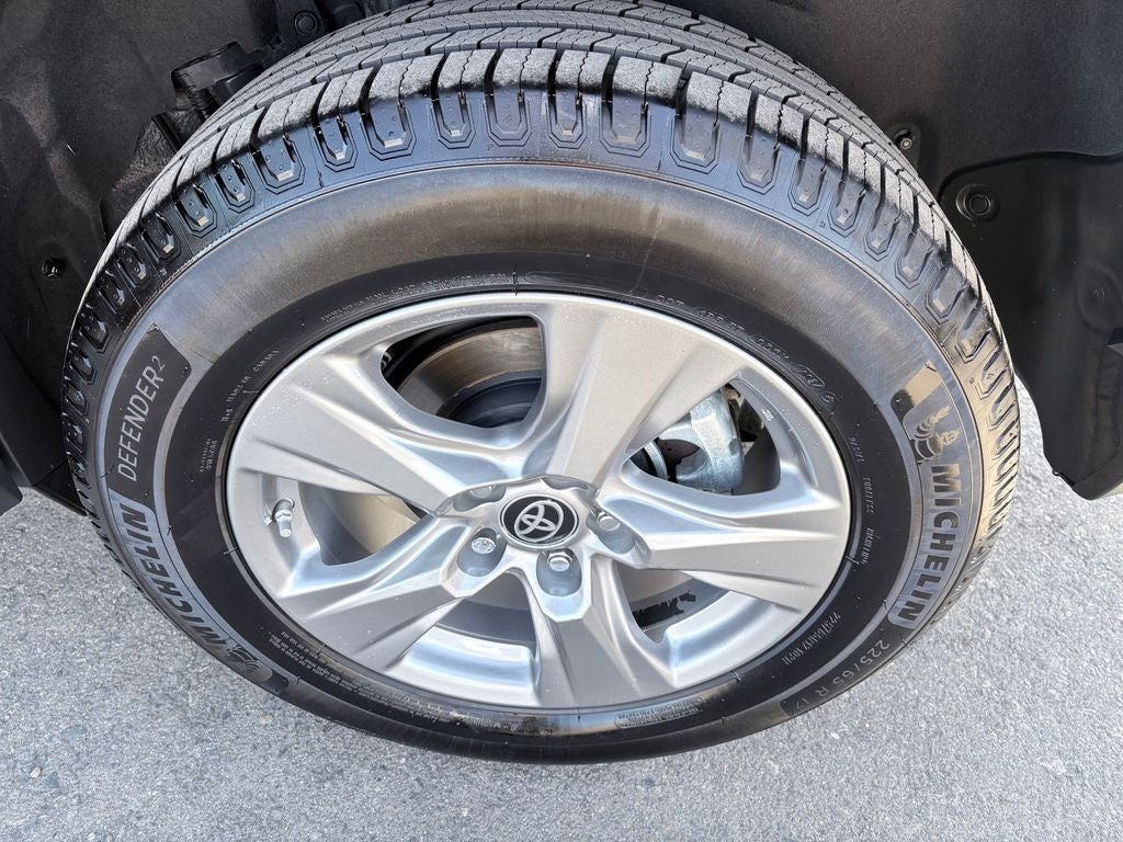 2024 Toyota RAV4 Hybrid LE