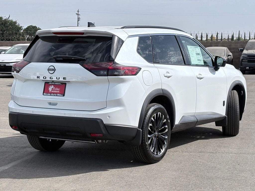 2026 Nissan Rogue Dark Armor™