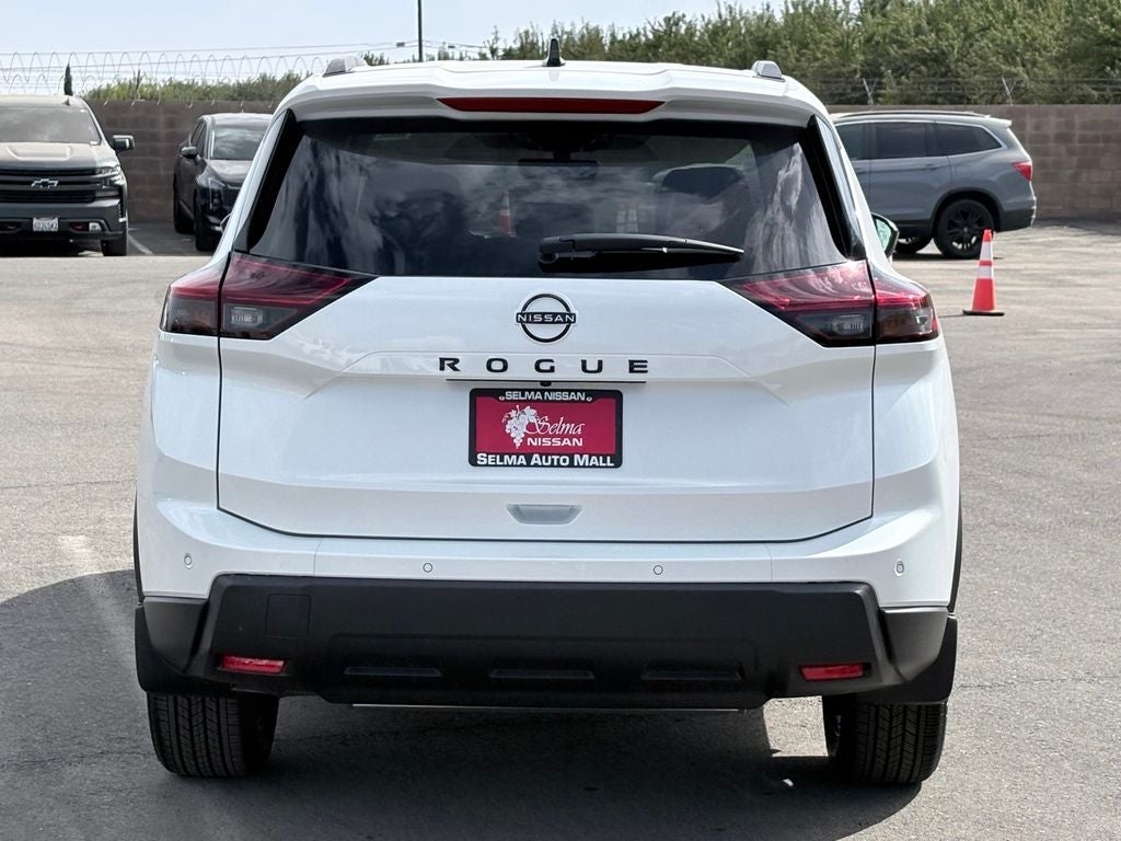2026 Nissan Rogue Dark Armor™