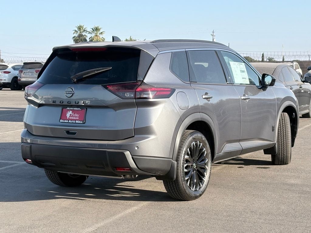 2026 Nissan Rogue Dark Armor™