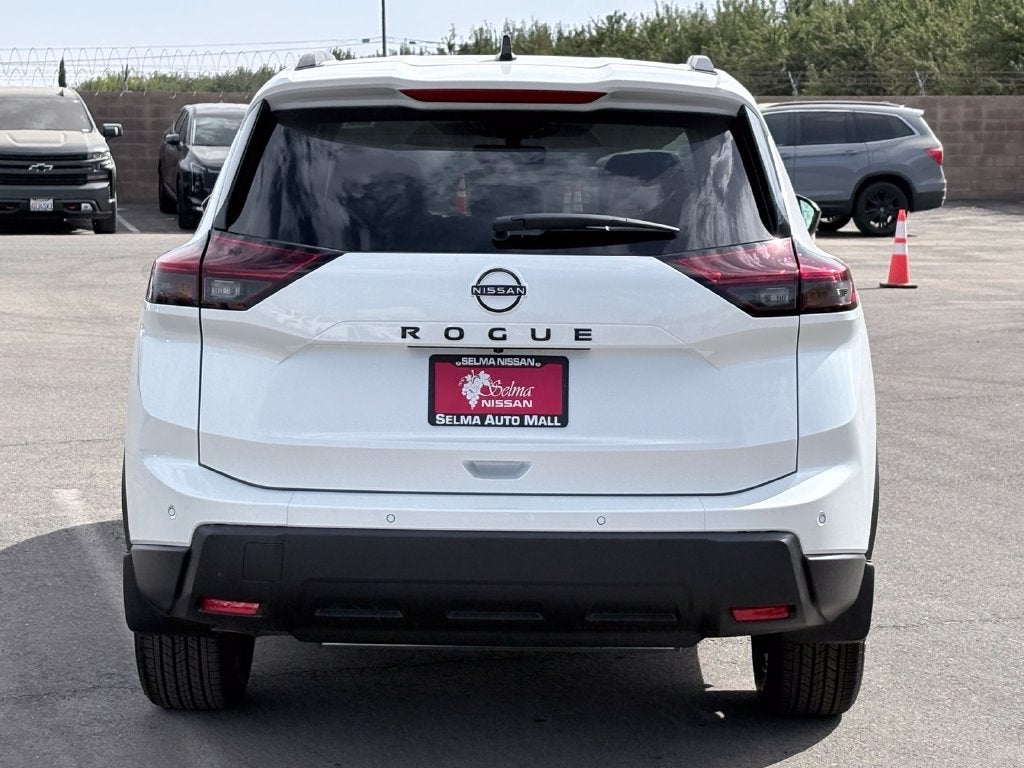 2026 Nissan Rogue Dark Armor™