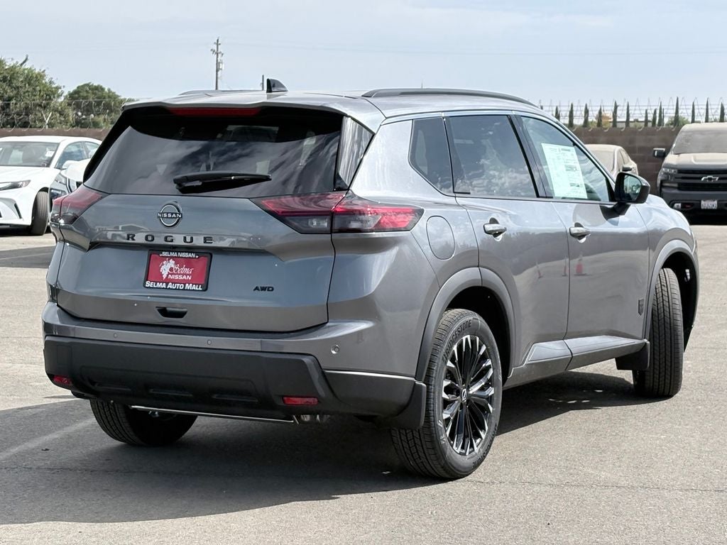 2026 Nissan Rogue Dark Armor™
