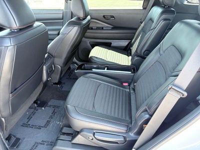 2026 Nissan Pathfinder Rock Creek®