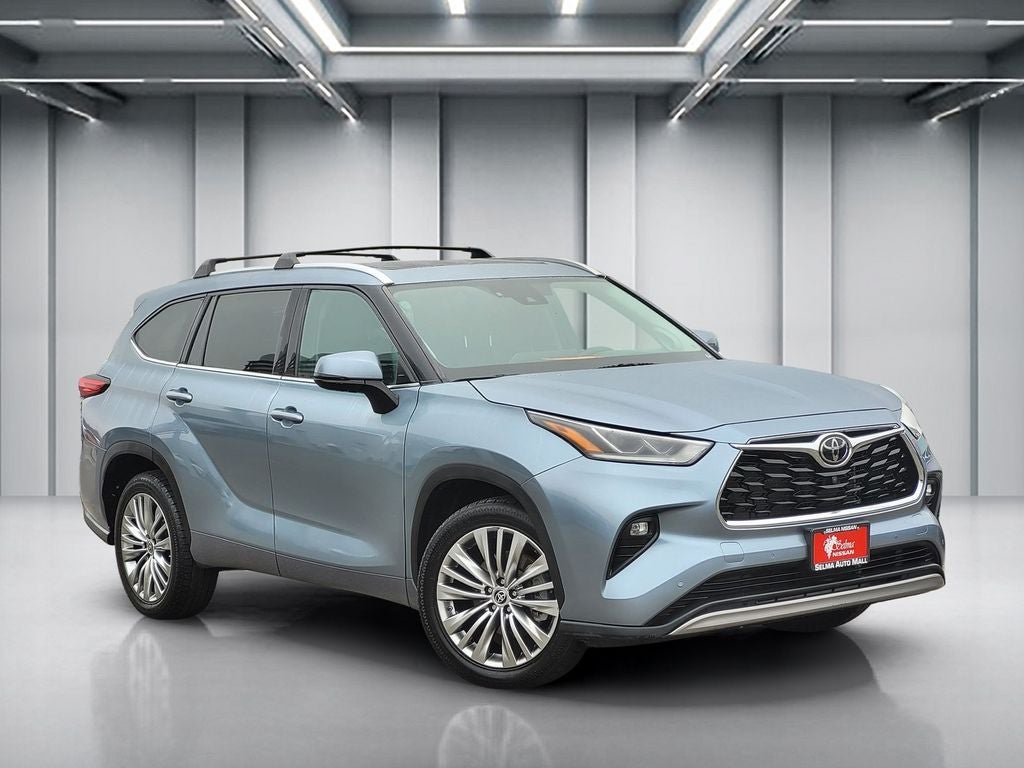 2022 Toyota Highlander Platinum