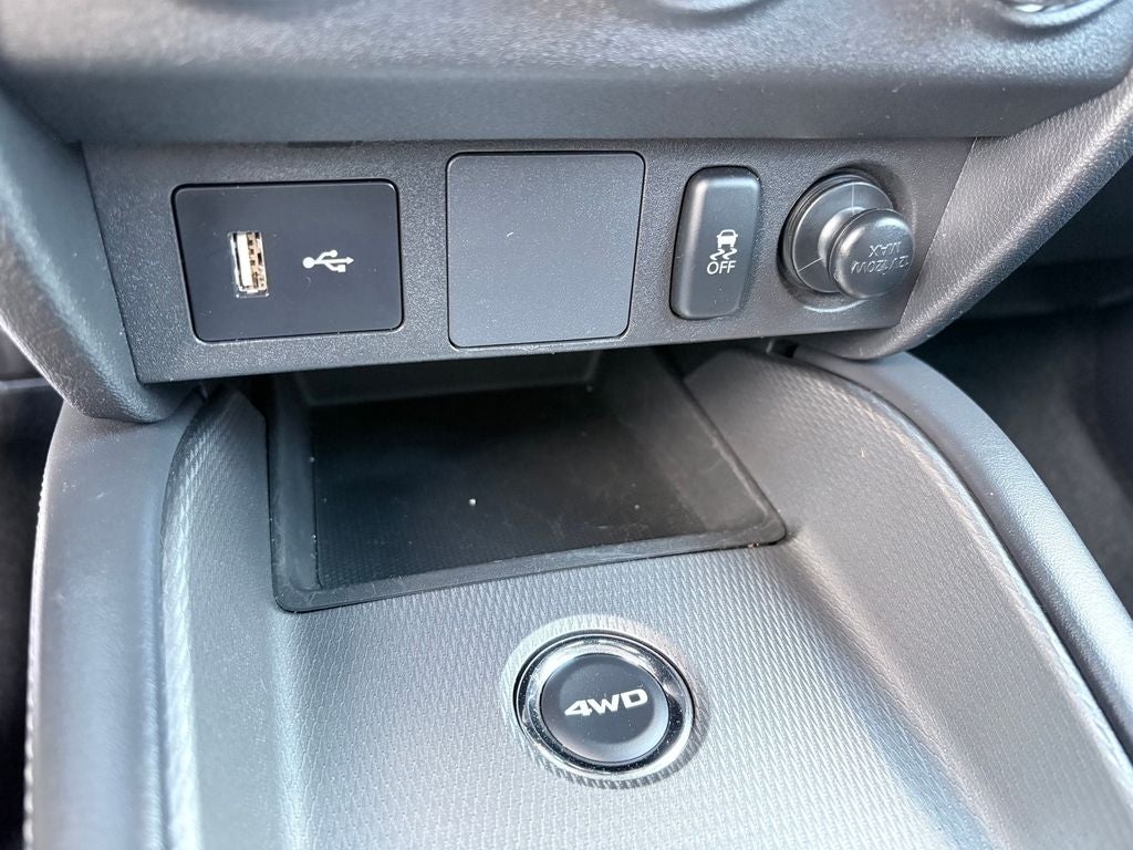 2025 Mitsubishi Outlander Sport 2.0 LE