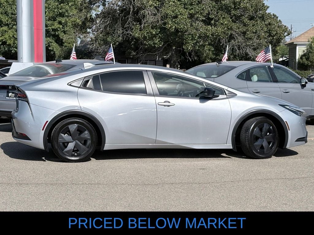 2024 Toyota Prius LE
