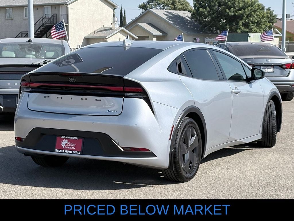2024 Toyota Prius LE
